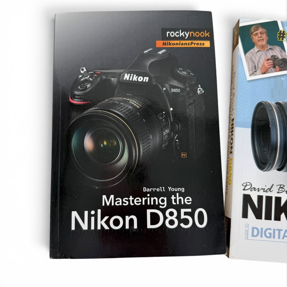 Books - Picture 3 of 10